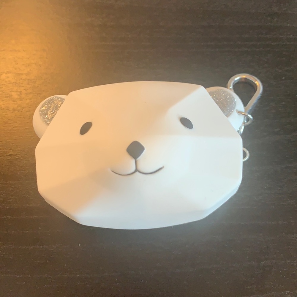 Polar bear coin bag with clip NWOT